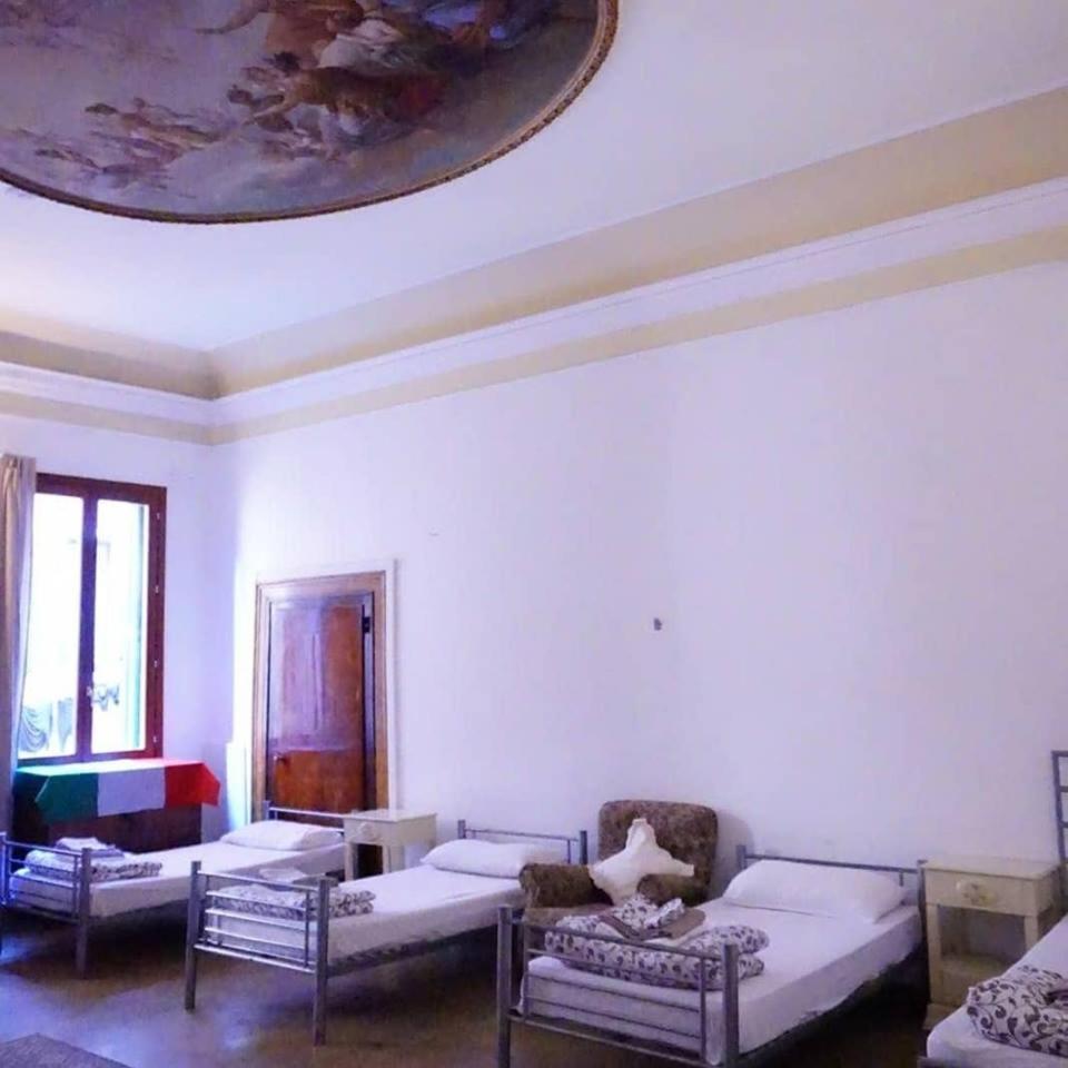 Youth Venice Palace Exterior foto