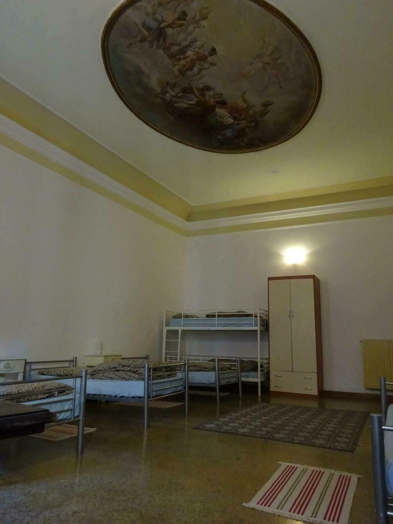 Youth Venice Palace Exterior foto