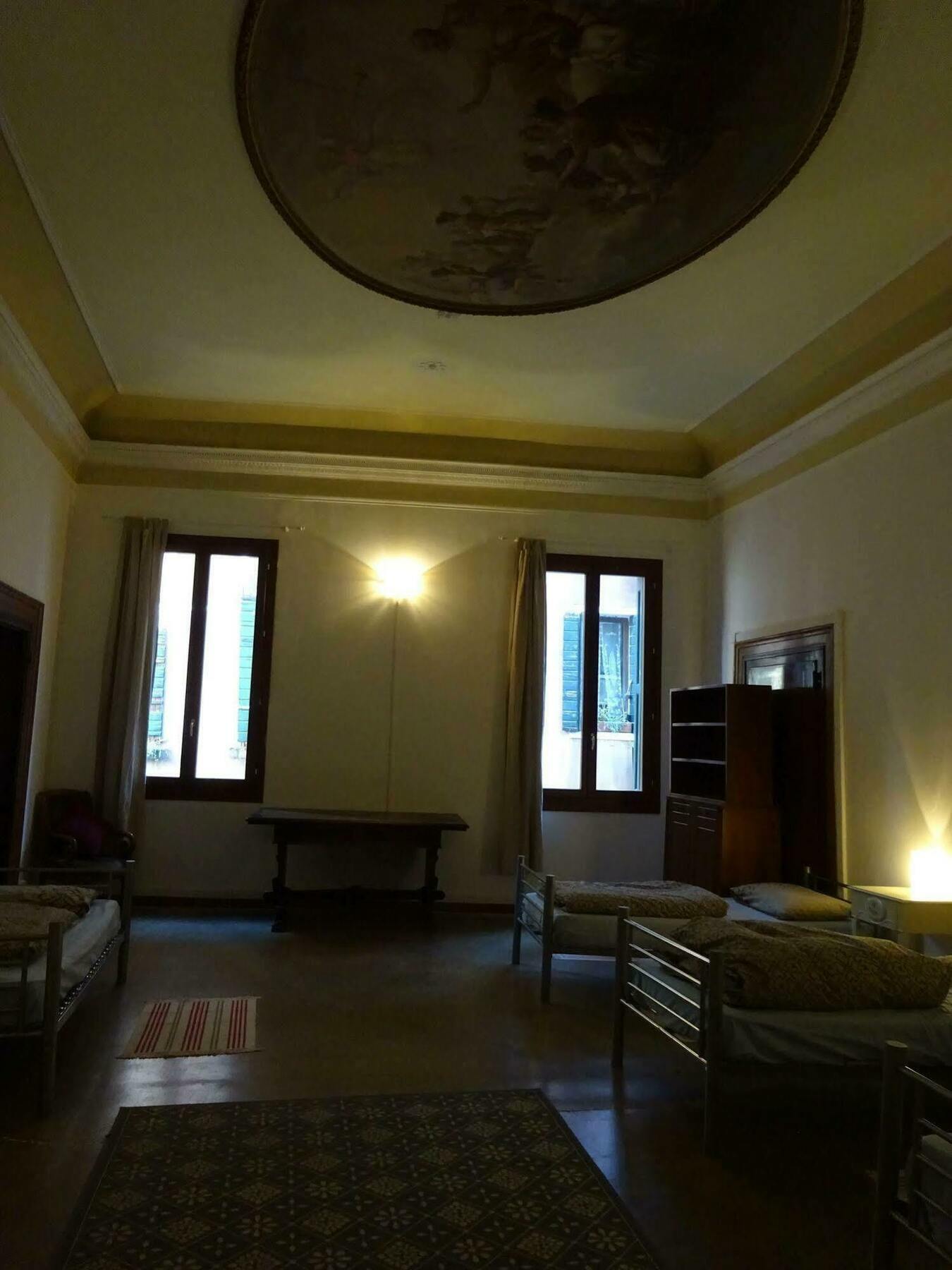 Youth Venice Palace Exterior foto